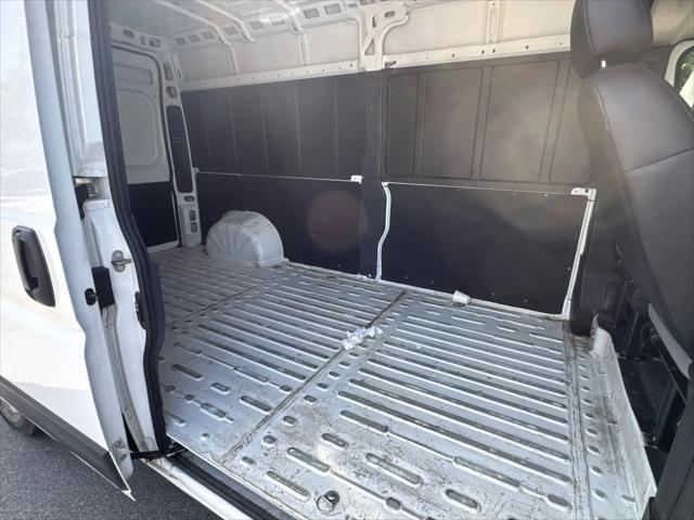 2024 Ram ProMaster 2500 Cargo Van Tradesman High Roof 159" WB w/Pass Seat