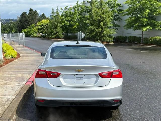 2020 Chevrolet Malibu FWD 1FL
