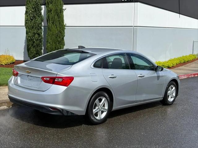2020 Chevrolet Malibu FWD 1FL