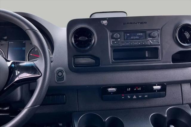 2025 Mercedes-Benz Sprinter 2500 High Roof 4-Cyl Diesel