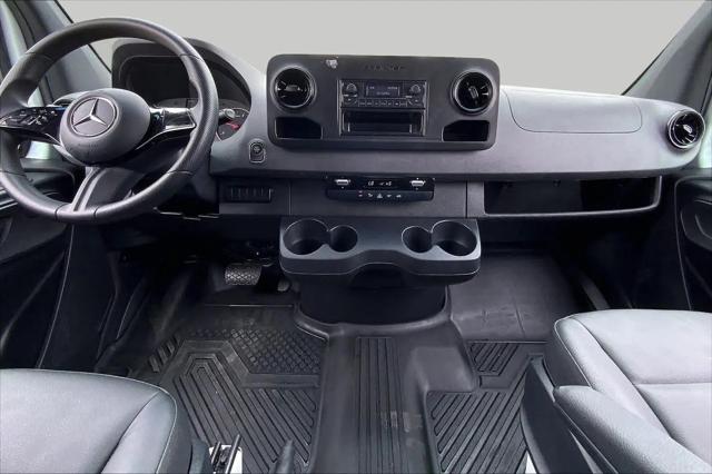 2025 Mercedes-Benz Sprinter 2500 High Roof 4-Cyl Diesel