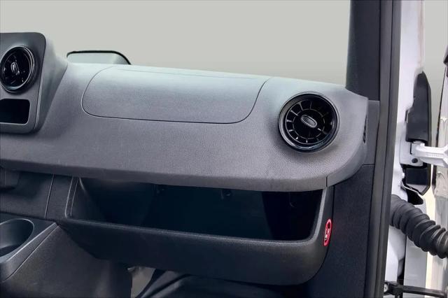 2025 Mercedes-Benz Sprinter 2500 High Roof 4-Cyl Diesel