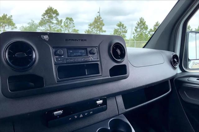 2025 Mercedes-Benz Sprinter 2500 High Roof 4-Cyl Diesel