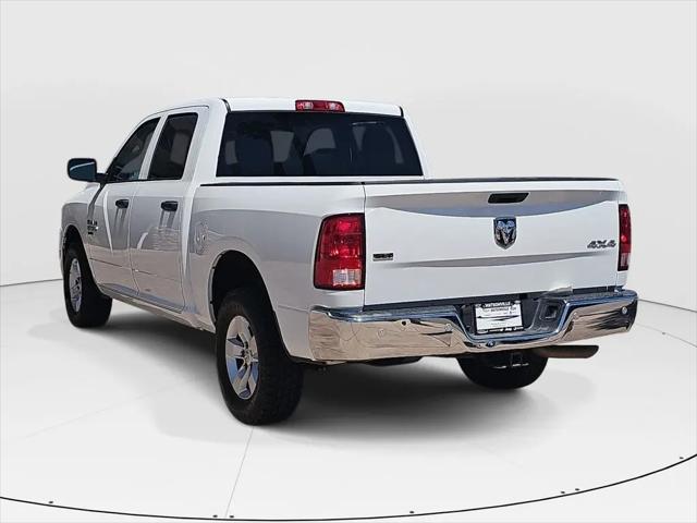 2022 Ram 1500 Classic SLT Crew Cab 4x4 5'7" Box