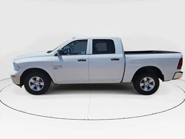 2022 Ram 1500 Classic SLT Crew Cab 4x4 5'7" Box