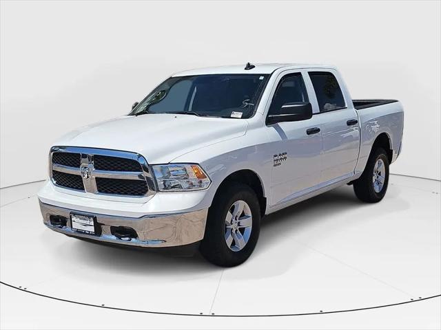 2022 Ram 1500 Classic SLT Crew Cab 4x4 5'7" Box