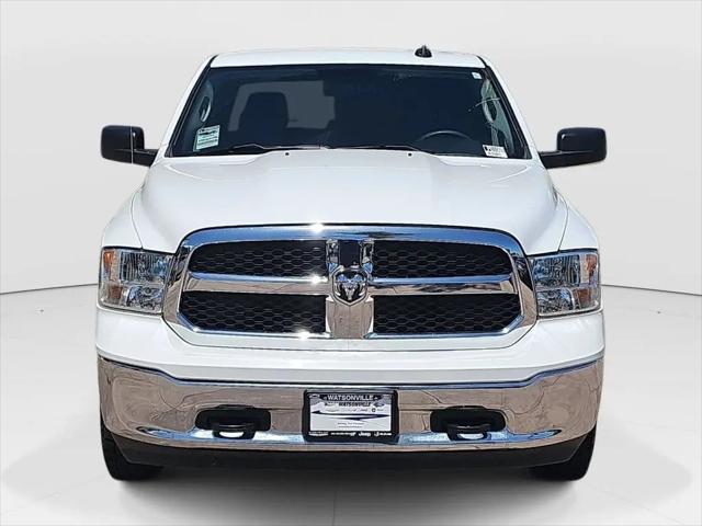 2022 Ram 1500 Classic SLT Crew Cab 4x4 5'7" Box