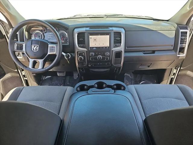 2022 Ram 1500 Classic SLT Crew Cab 4x4 5'7" Box