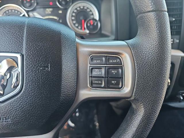 2022 Ram 1500 Classic SLT Crew Cab 4x4 5'7" Box