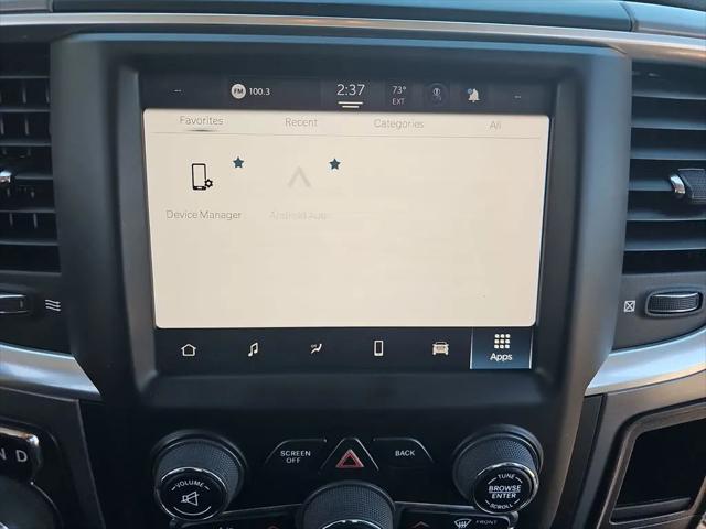 2022 Ram 1500 Classic SLT Crew Cab 4x4 5'7" Box