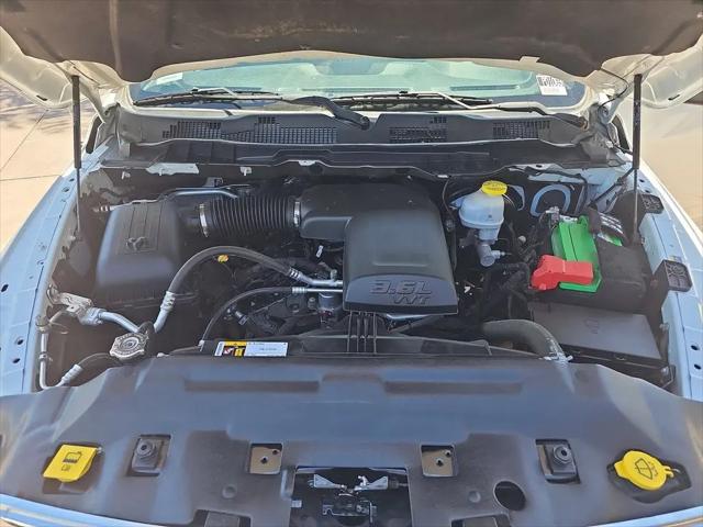 2022 Ram 1500 Classic SLT Crew Cab 4x4 5'7" Box