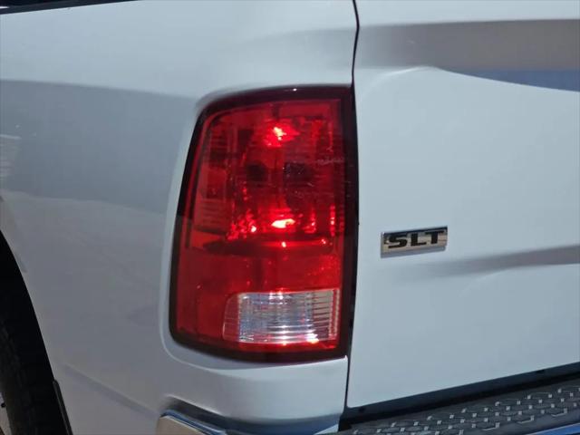 2022 Ram 1500 Classic SLT Crew Cab 4x4 5'7" Box