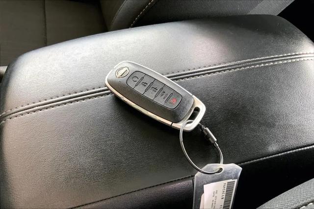 2024 Nissan Sentra SV Xtronic CVT