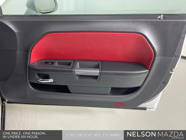2014 Dodge Challenger R/T Plus