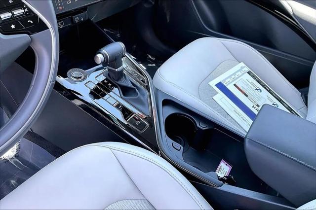 2025 Kia Niro EX Touring