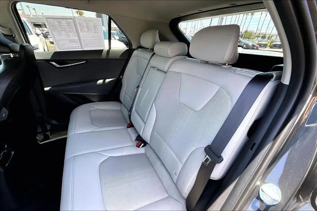 2025 Kia Niro EX Touring