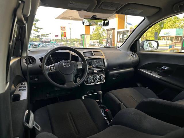 2013 Scion xD Base