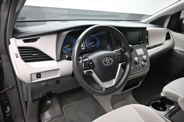 2018 Toyota Sienna LE 8 Passenger