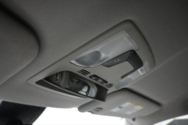2018 Toyota Sienna LE 8 Passenger
