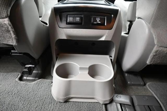 2018 Toyota Sienna LE 8 Passenger