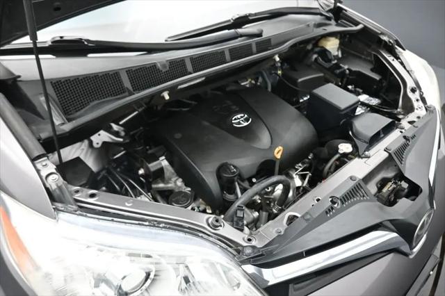 2018 Toyota Sienna LE 8 Passenger