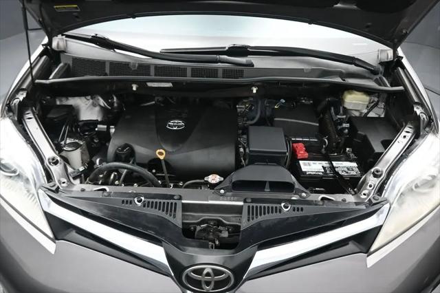 2018 Toyota Sienna LE 8 Passenger
