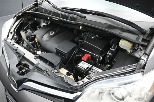 2018 Toyota Sienna LE 8 Passenger