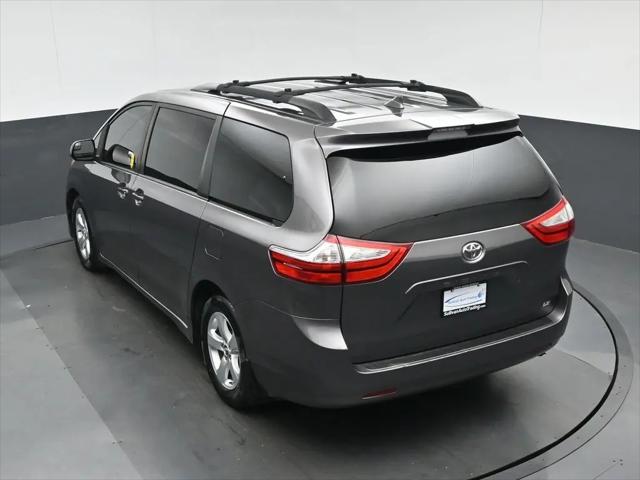 2018 Toyota Sienna LE 8 Passenger