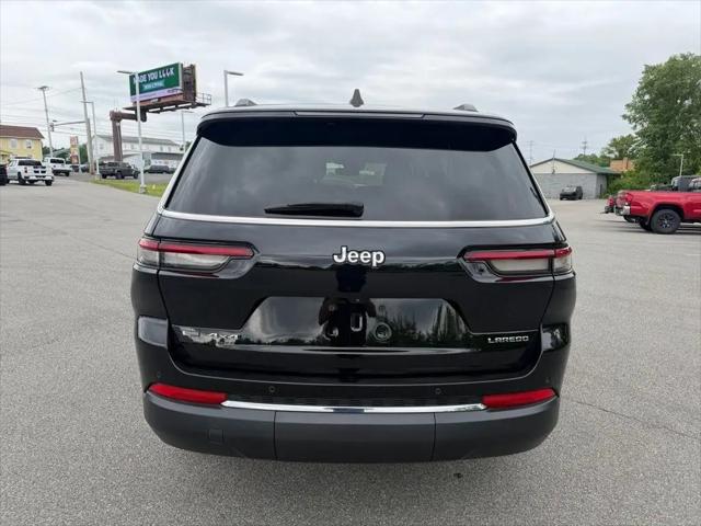 2023 Jeep Grand Cherokee L Laredo 4x4