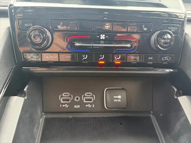 2023 Jeep Grand Cherokee L Laredo 4x4