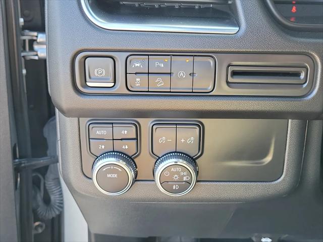 2024 GMC Yukon 4WD AT4