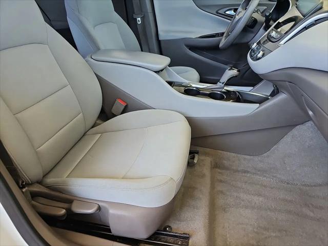 2020 Chevrolet Malibu FWD 1FL
