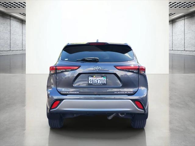 2022 Toyota Highlander Platinum