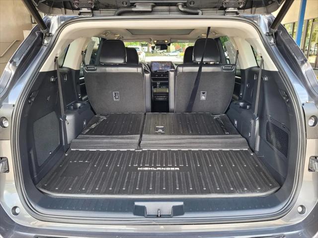 2022 Toyota Highlander Platinum