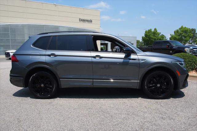 2022 Volkswagen Tiguan 2.0T SE R-Line Black