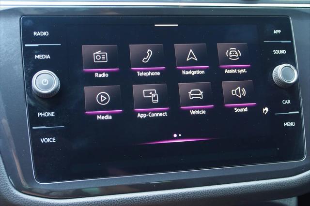 2022 Volkswagen Tiguan 2.0T SE R-Line Black