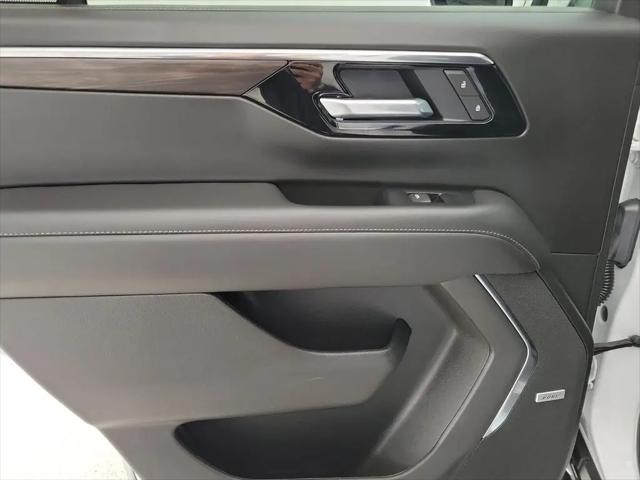 2025 Chevrolet Tahoe 4WD LT