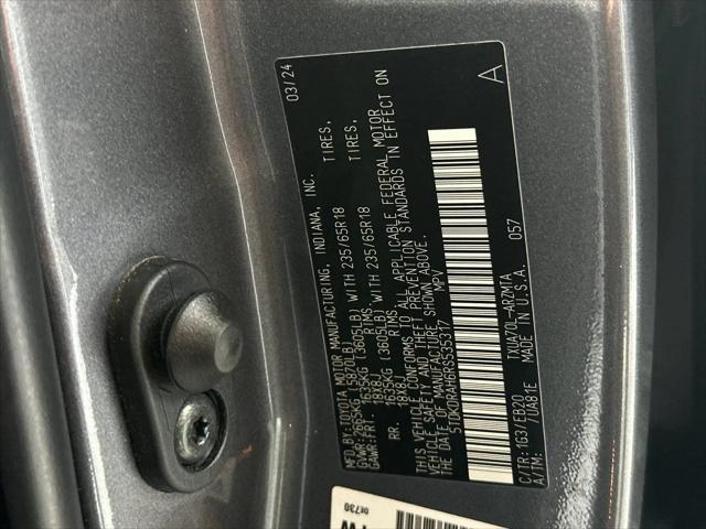 2024 Toyota Highlander XLE