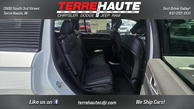2026 Jeep Grand Cherokee L Altitude 4x4