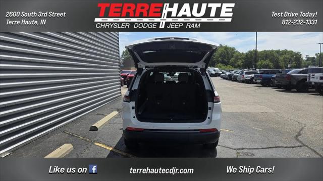 2026 Jeep Grand Cherokee L Altitude 4x4