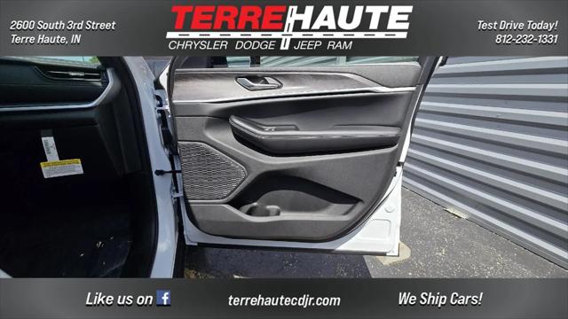 2026 Jeep Grand Cherokee L Altitude 4x4