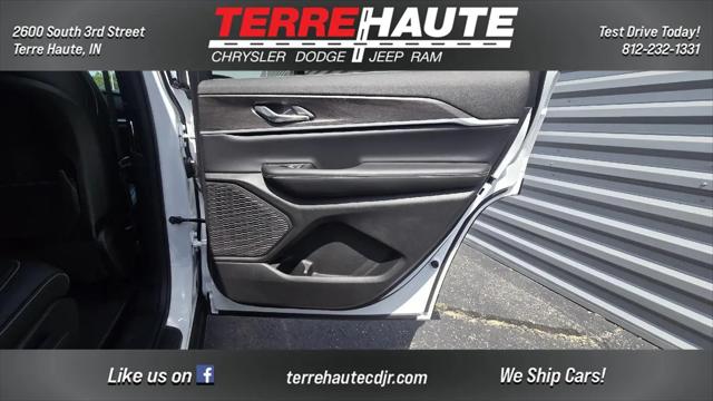 2026 Jeep Grand Cherokee L Altitude 4x4