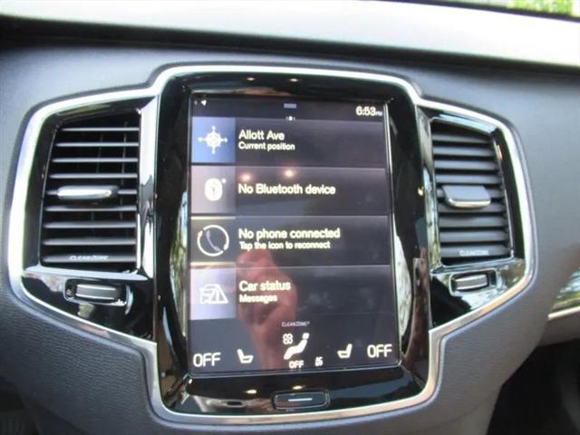 2016 Volvo XC90 T6 Momentum