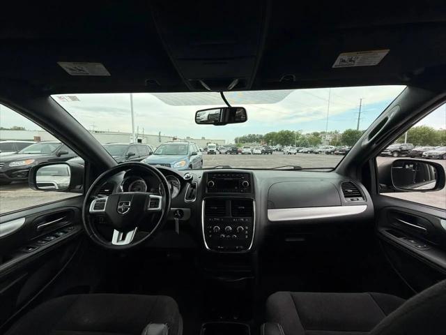 2015 Dodge Grand Caravan SE