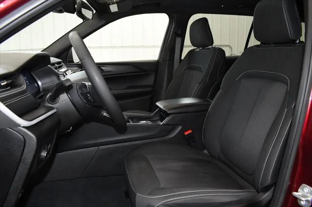 2024 Jeep Grand Cherokee L Laredo X 4x4