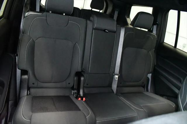 2024 Jeep Grand Cherokee L Laredo X 4x4