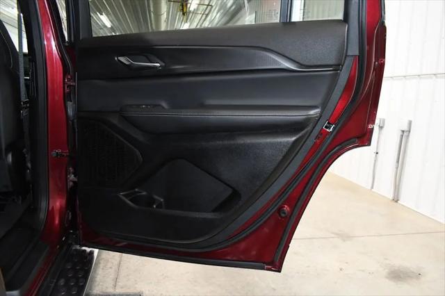 2024 Jeep Grand Cherokee L Laredo X 4x4