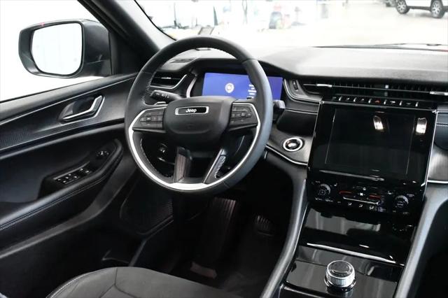 2024 Jeep Grand Cherokee L Laredo X 4x4