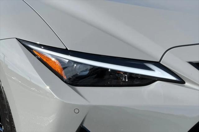 2025 Lexus IS 350 F SPORT