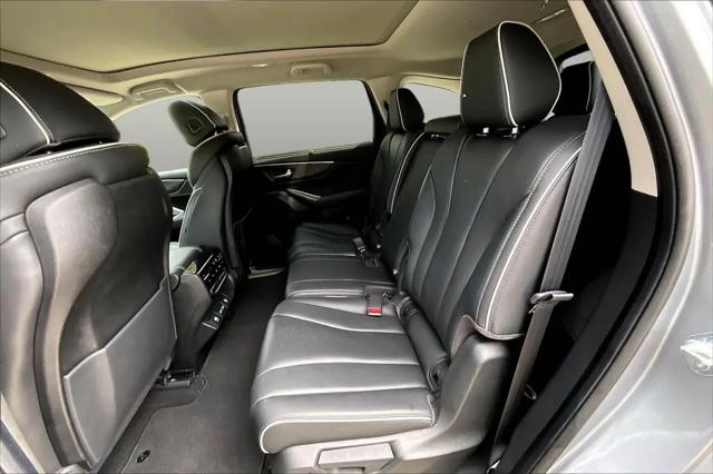 2022 Acura MDX Advance Package